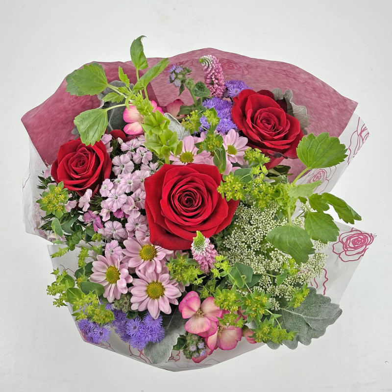Flower Hug Mday box