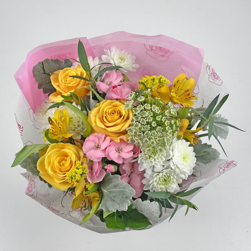 Flower Hug Mday box